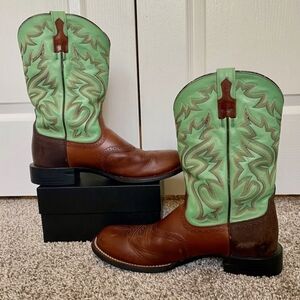 Ariat boots style ##38521